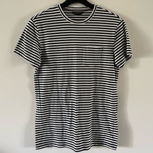 CLASSIC blue & white stripped Tee